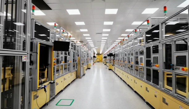 中国新闻网&mdash;&mdash;欧洲新能源车载充电器大型出产线项目实现终验收 必威(bw·西汉姆联)再创&ldquo;中国速度&rdquo;